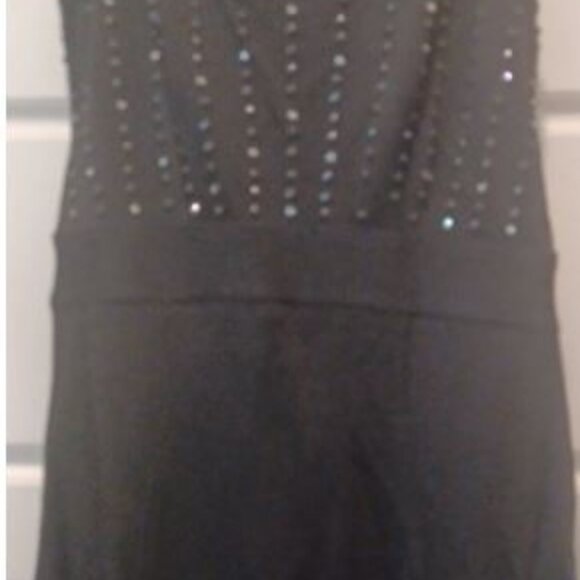 SOLD ON A DIFFERENT PLATFORM! - Picture 4 of 8